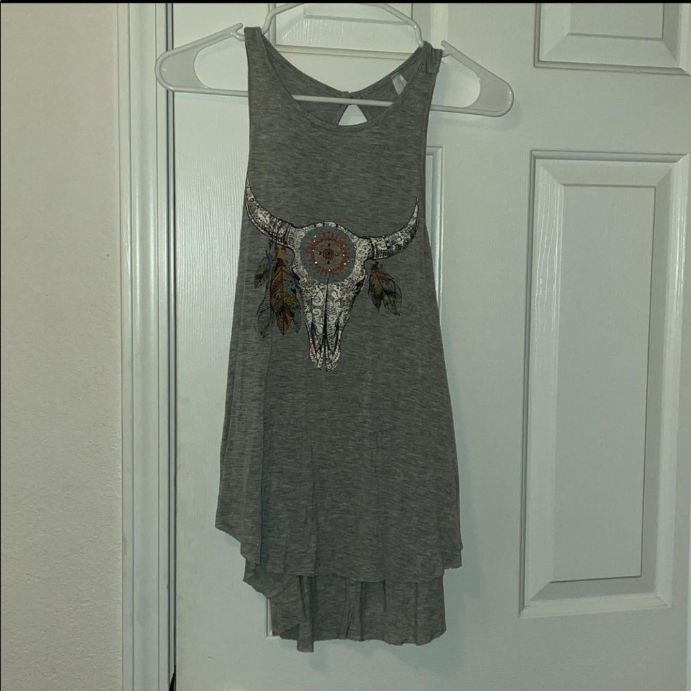 Bull skull tank